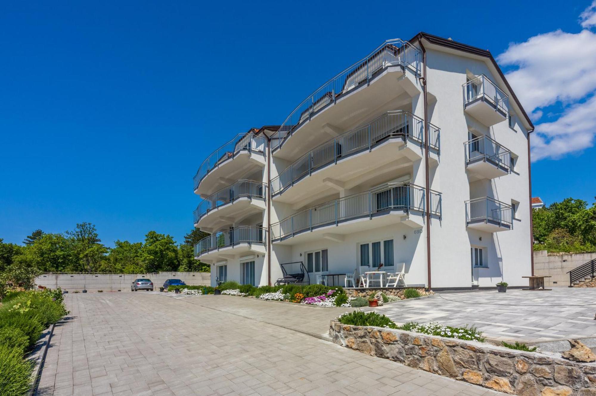 Apartments Sunshine E Crikvenica Dış mekan fotoğraf
