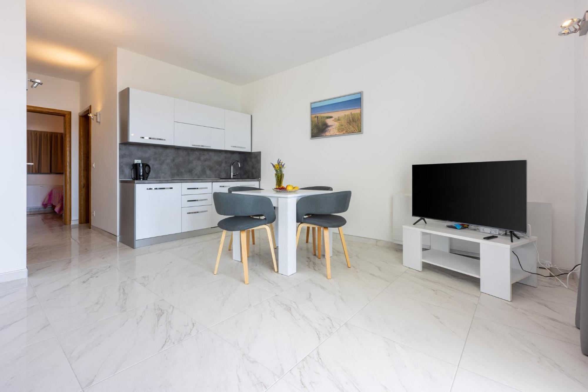 Apartments Sunshine E Crikvenica Dış mekan fotoğraf